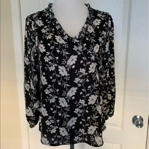 Old navy flowered blouse